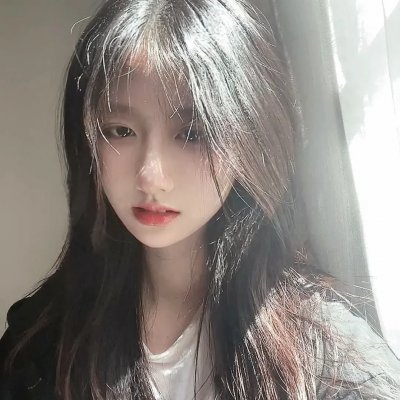 好朋友雪中欢聚