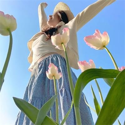 娇娃闹军营